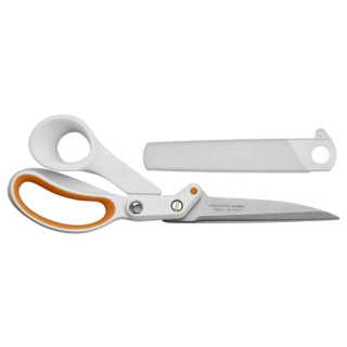 Amplify 24 cm scissors with protective cover