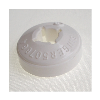 Small spool of thread holder