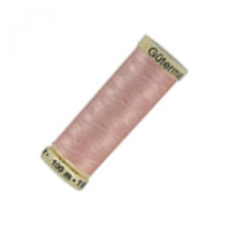Gutermann Sew All Thread - 659 Petal Pink